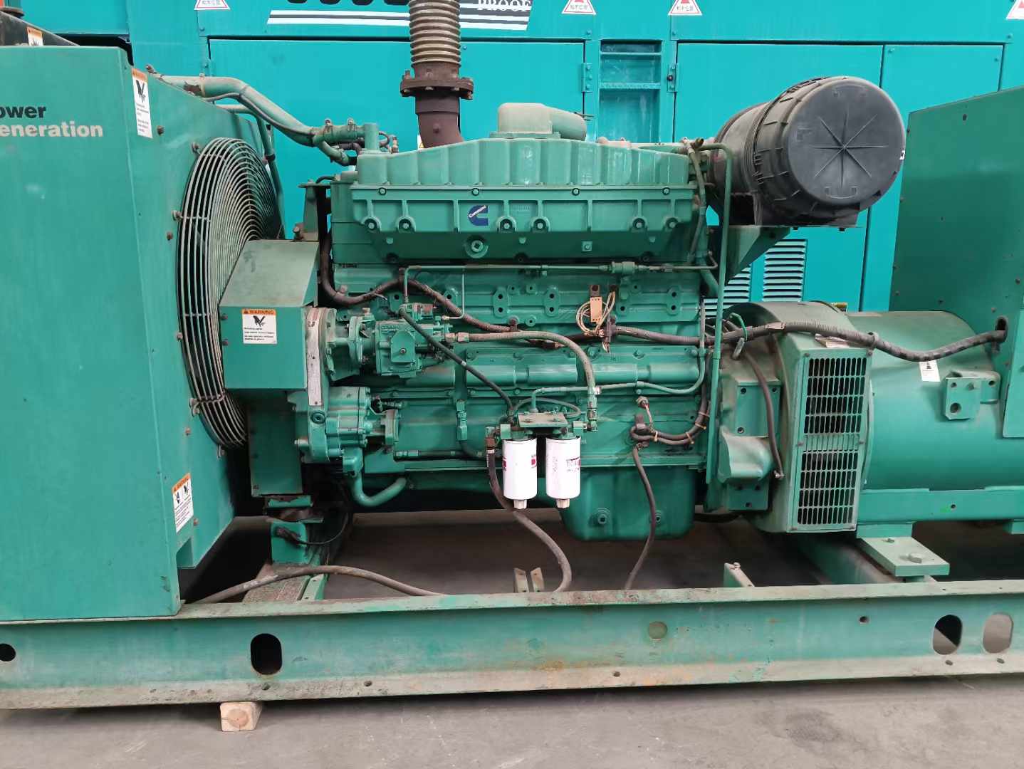 西和过载会对 600kW 柴油发电机组造成哪些损害？