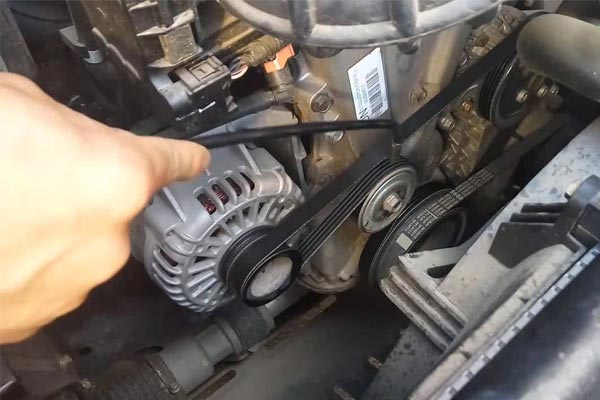 西和转速传感器的工作原理是什么？